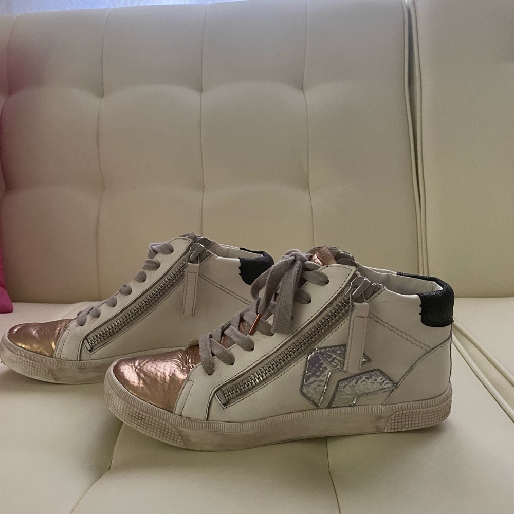 Dolce Vita high top sneaker